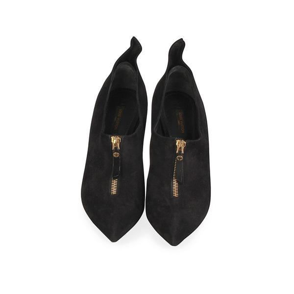 Suede Asymmetric Pointed Toe Pumps Black