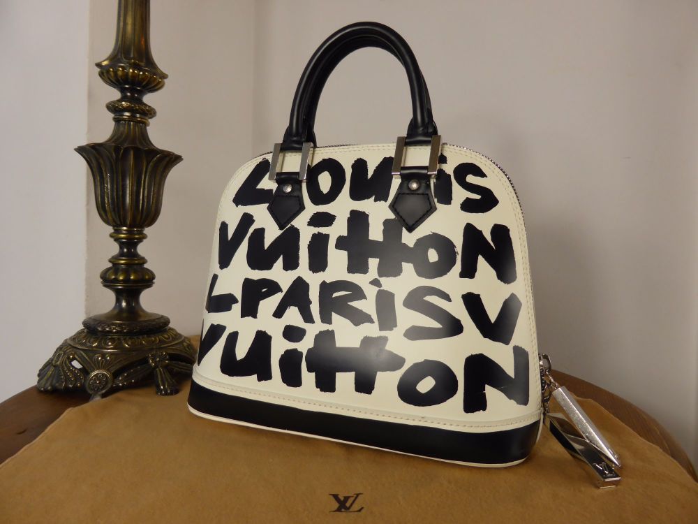 LV Stephan Sprouse designs