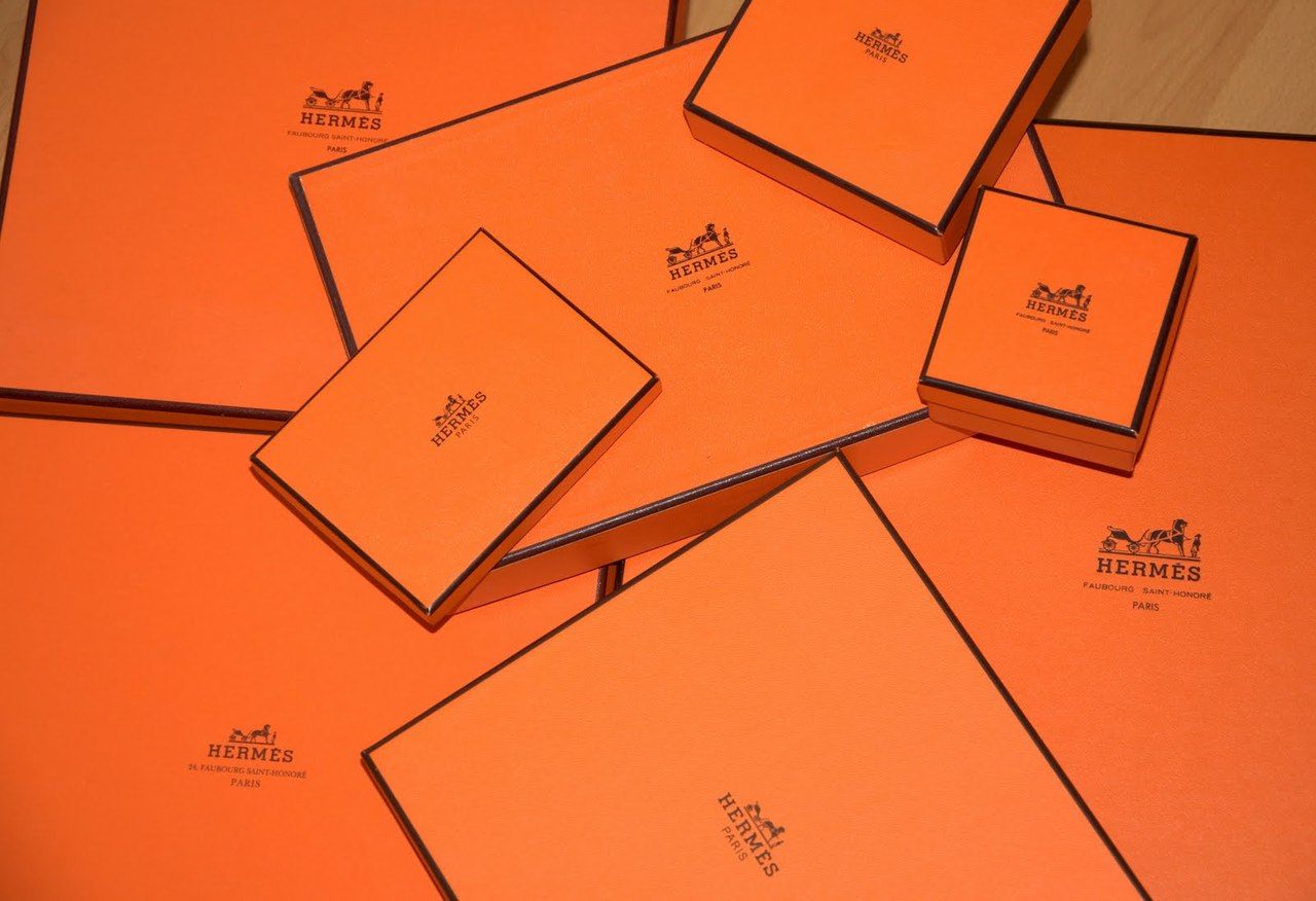 Hermes Logo Packaging