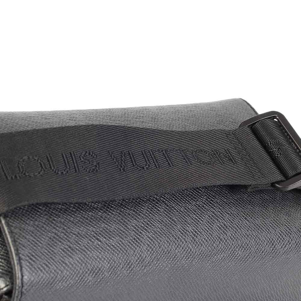 Louis Vuitton Louis Vuitton Yaranga Black Taiga Leather Messenger Bag