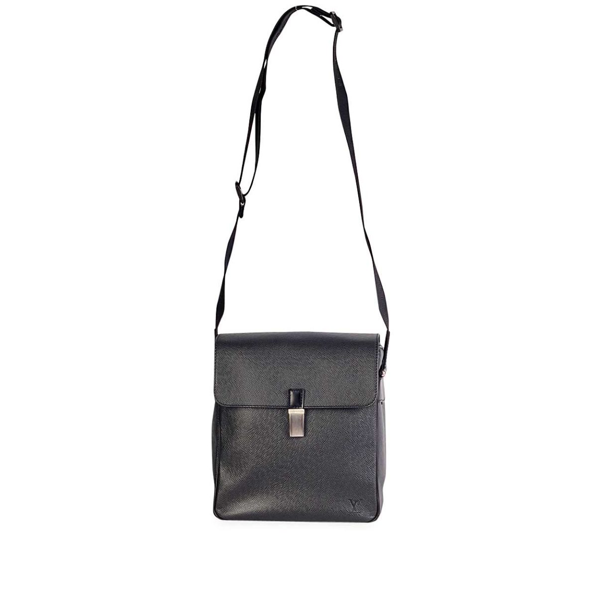 LOUIS VUITTON Black Taiga Leather Yaranga Messenger Bag | Luxity