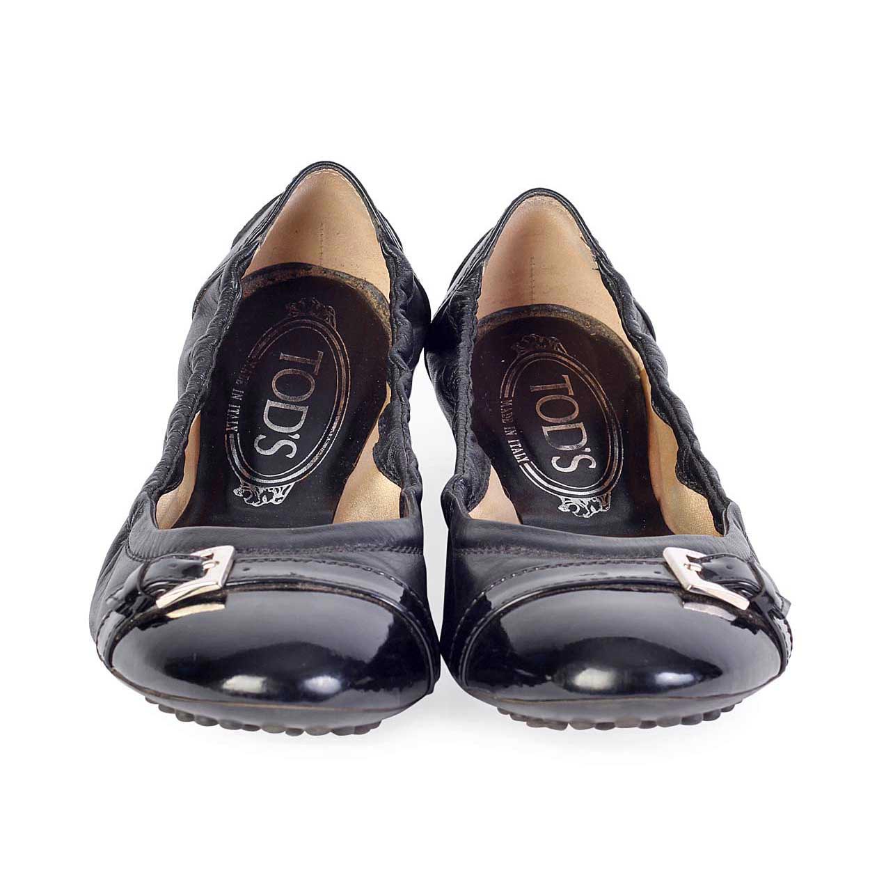 TODS Black Patent Leather Dee Fibbietta Ballerina Flats - S: 36.5 (4 ...