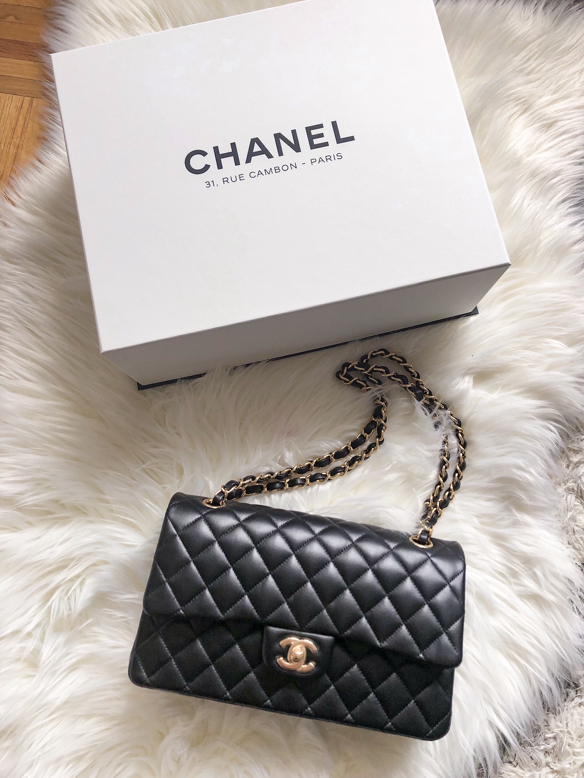 Chanel  Buy or Sell your designer clothing online  Vestiaire Collective