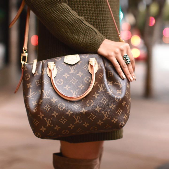 10 Reasons to Shop Pre-Owned and Authentic Designer Handbags