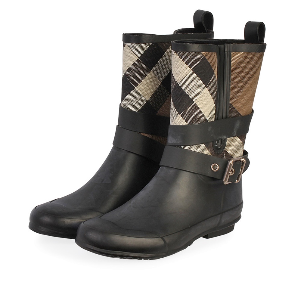 burberry rain boots with buckle