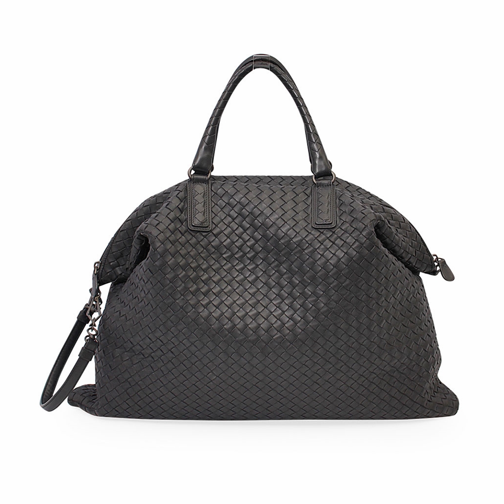 BOTTEGA VENETA Leather Intrecciato Convertible Maxi Bag Black | Luxity