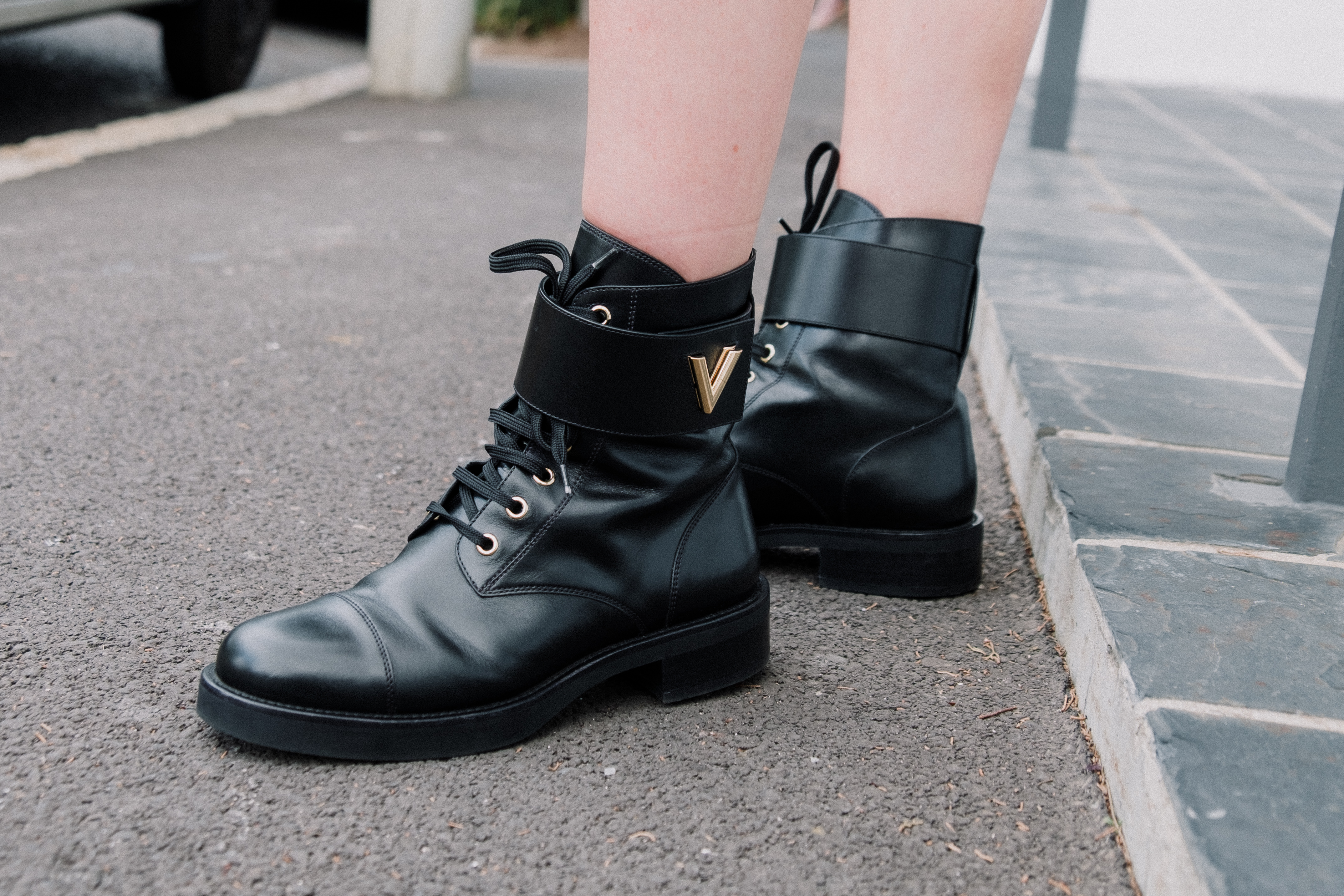 LOUIS VUITTON Leather Wonderland Ranger Twist Boots Black – S: 38 (5)