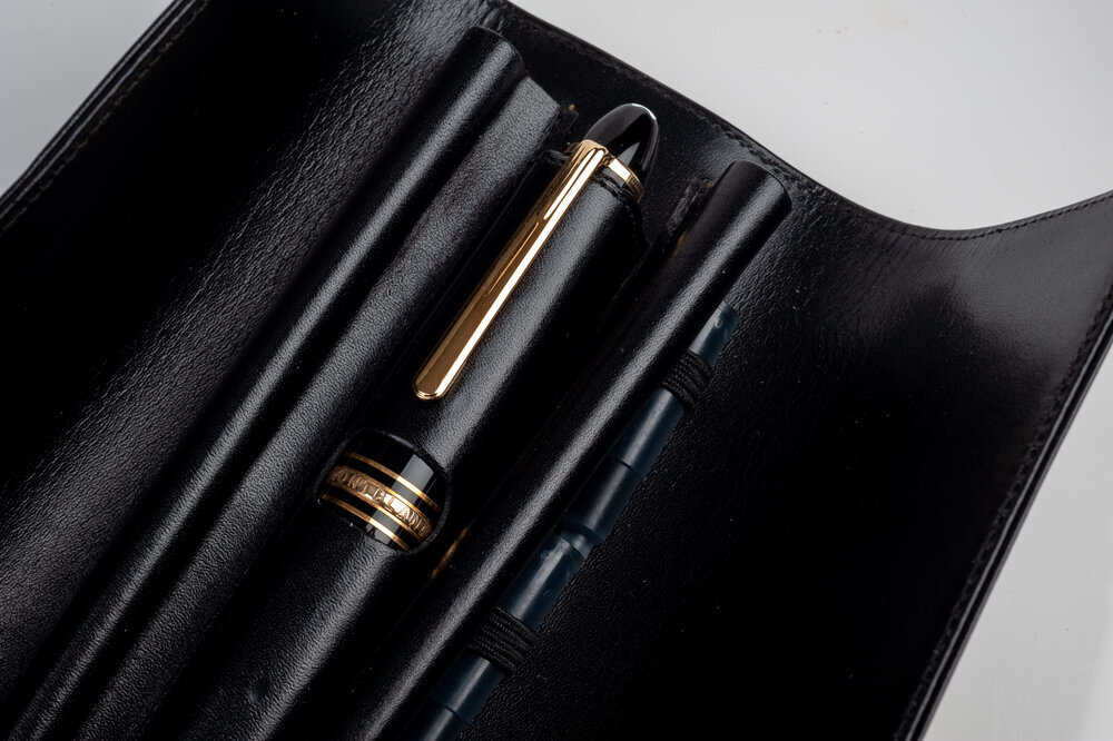 Buy Pre-owned & Brand new Luxury Louis Vuitton ball pen Online