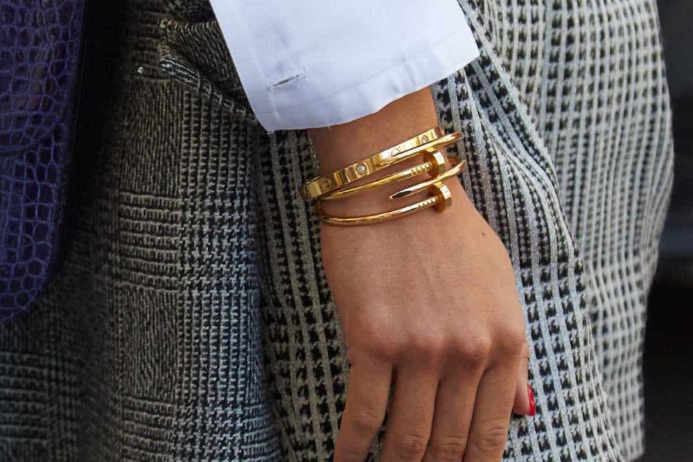 Diverse voor eeuwig Verplaatsbaar 10 Facts About The Cartier Love Bracelet | Luxity