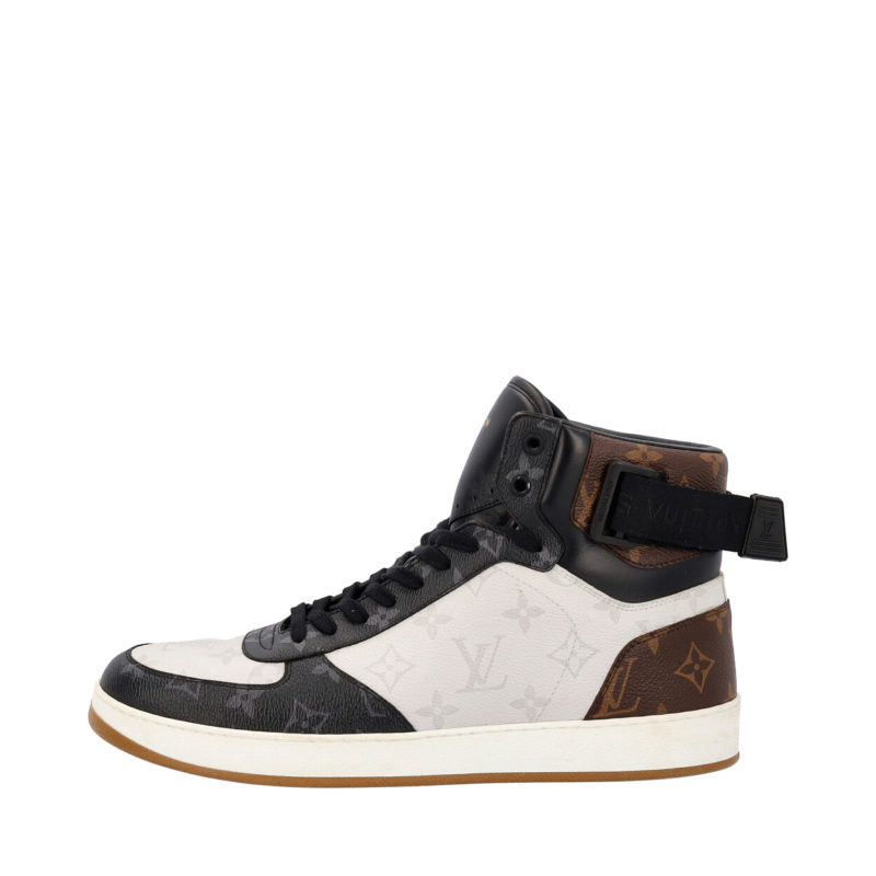 Shop Louis Vuitton 2023 SS Louis Vuitton ☆1AARZO ☆Rivoli Sneaker by  aamitene